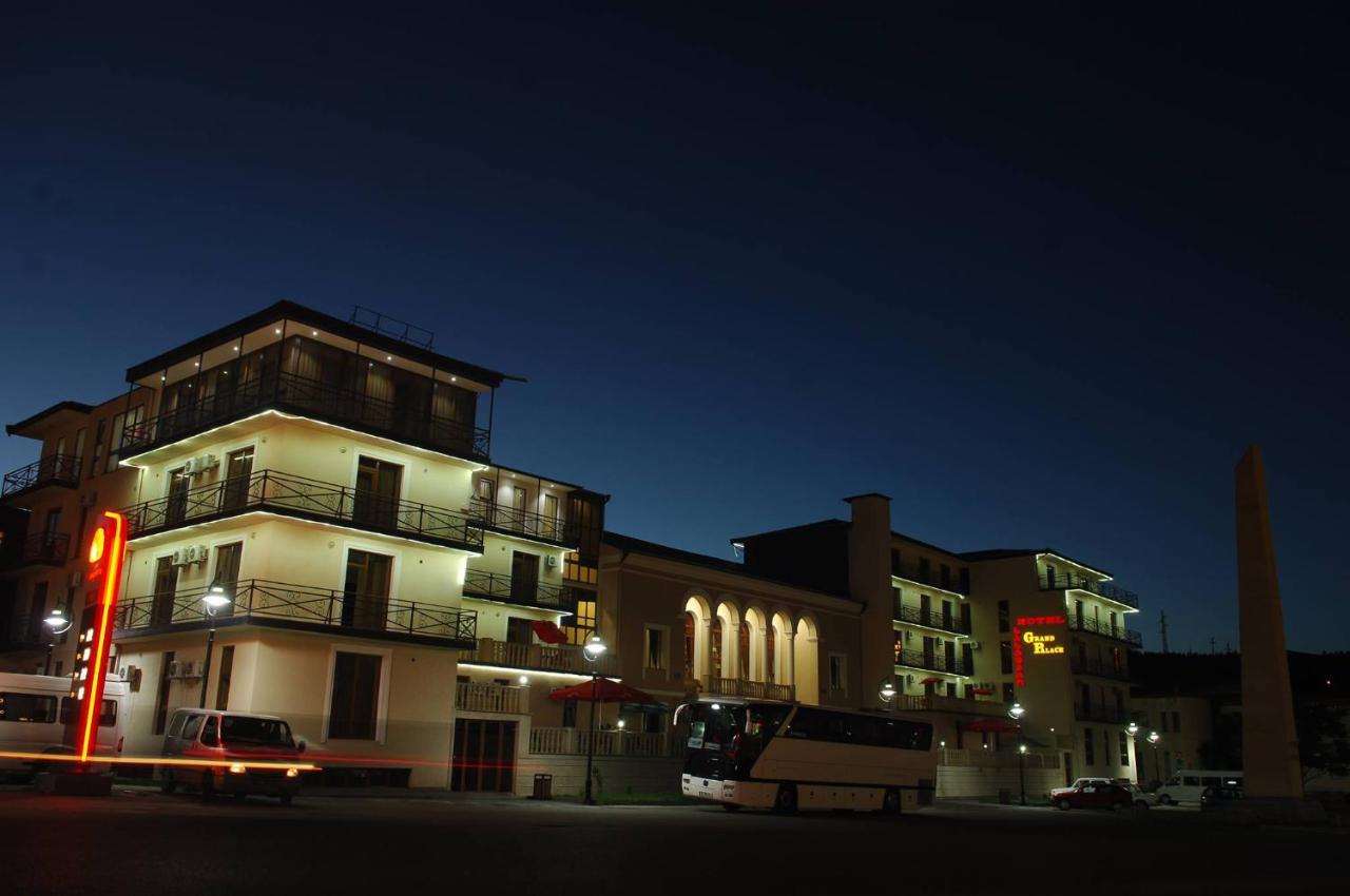 Hotel Grand Palace Akhaltsikhe  Exterior photo